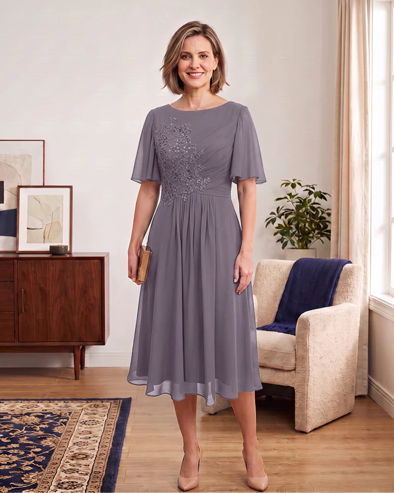 Elegant Lace Applique Mother of the Bride Knee Length Dress